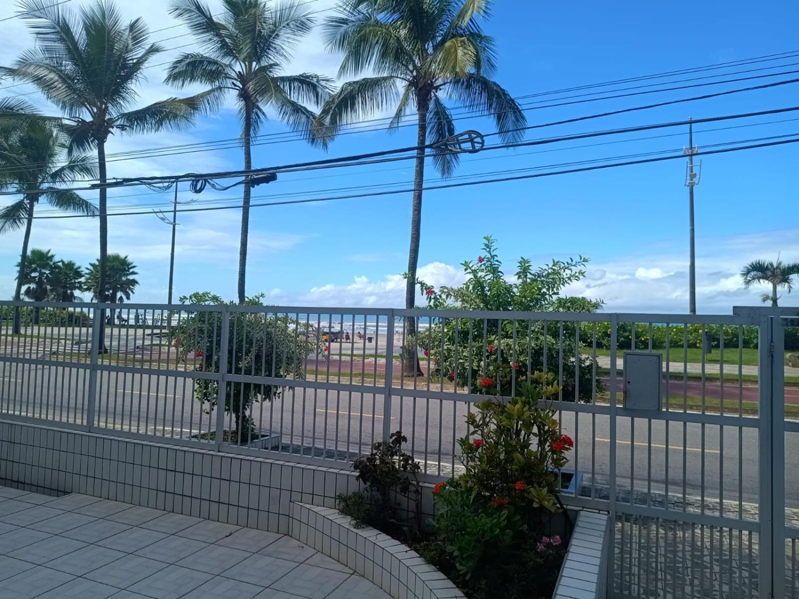 Apartamento Pe Na Areia Vila Caicara Praia Grande  Buitenkant foto